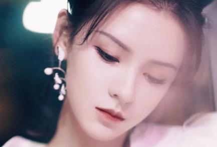 心屬一人的網(wǎng)名，心里牽掛一個人的網(wǎng)名